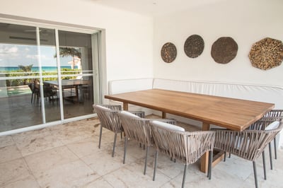 Luxury Villa Photo #6