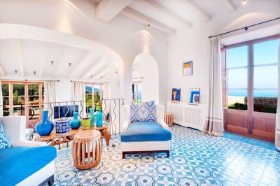 Luxury Villa Photo #12