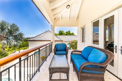 Luxury Villa Photo #18