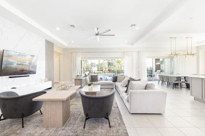 Luxury Villa Photo #22