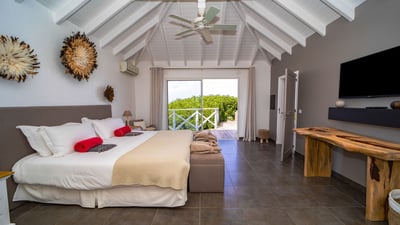 Luxury Villa Photo #41