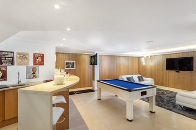 Luxury Villa Photo #24