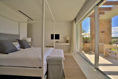 Luxury Villa Photo #21