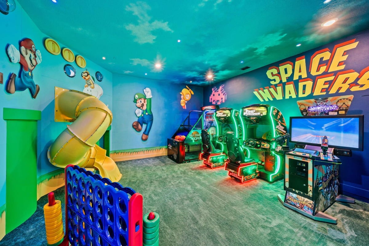 Adventure Galaxy Lodge