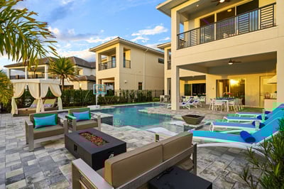 Luxury Villa Photo #2