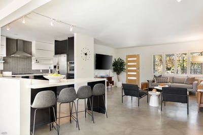 Luxury Villa Photo #11