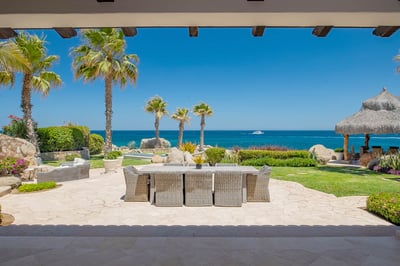 Luxury Villa Photo #7