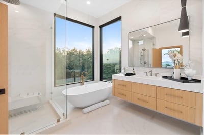 Luxury Villa Photo #17