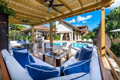 Luxury Villa Photo #7
