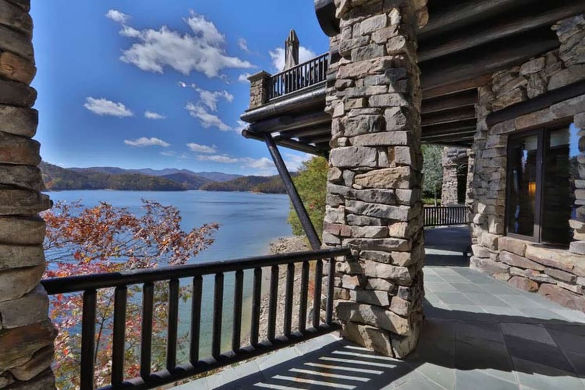 Forge Lake Lodge lodge rental - 5
