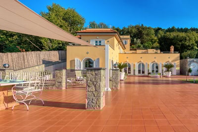 Luxury Villa Photo #10