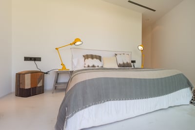 Luxury Villa Photo #21