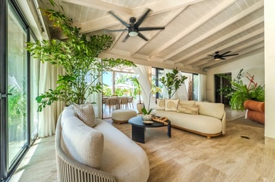 Villa Palmerie - Designer Villa with Lush Garden