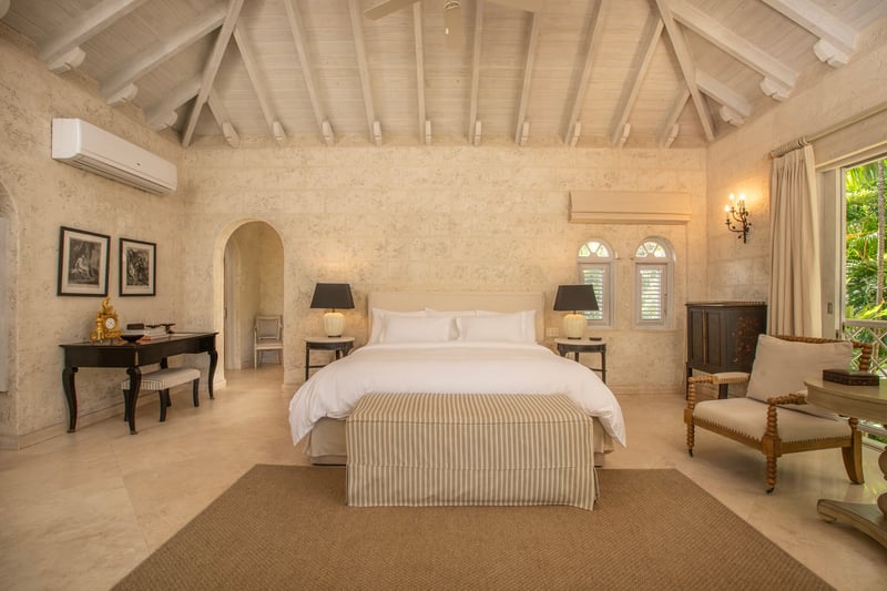 Bluff House and Cottage