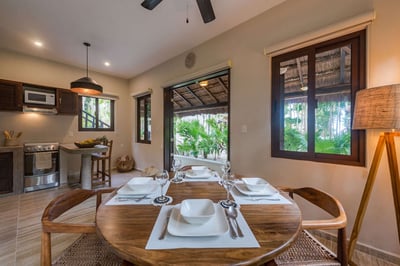 Luxury Villa Photo #7