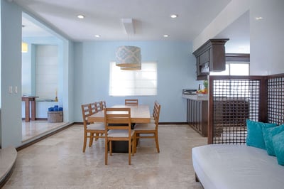 Luxury Villa Photo #11