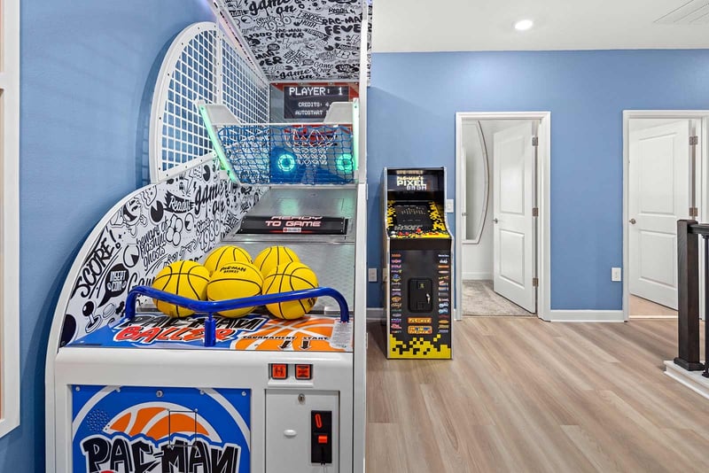 Snake Eyes at Harbor Island Beach Club