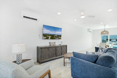 Luxury Villa Photo #14