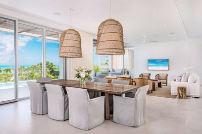 Luxury Villa Photo #10