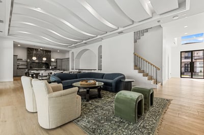 Luxury Villa Photo #17