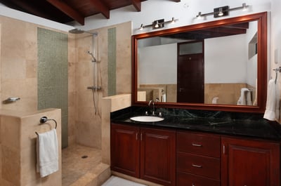 Luxury Villa Photo #22