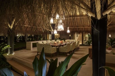 Luxury Villa Photo #26