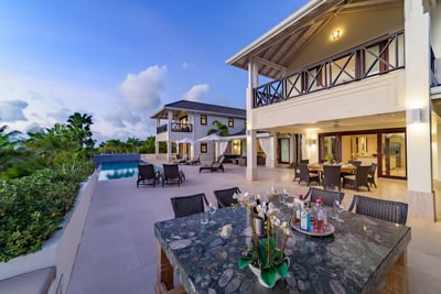 Luxury Villa Photo #8