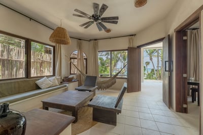 Luxury Villa Photo #10