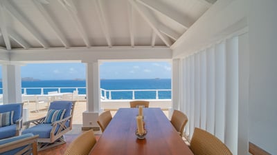 Luxury Villa Photo #16