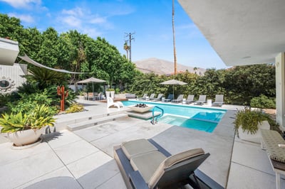 Luxury Villa Photo #12