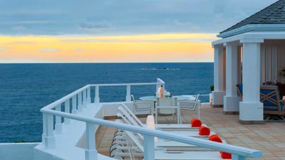 Luxury Villa Photo #6