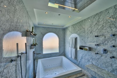 Luxury Villa Photo #27
