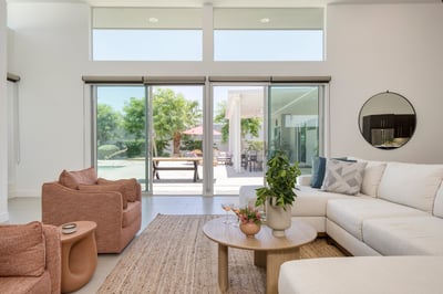 Luxury Villa Photo #12