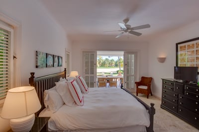 Luxury Villa Photo #50
