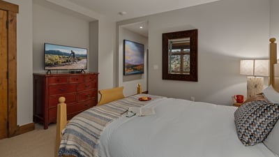 Queen bedroom