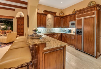 Luxury Villa Photo #16