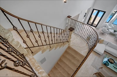Luxury Villa Photo #36
