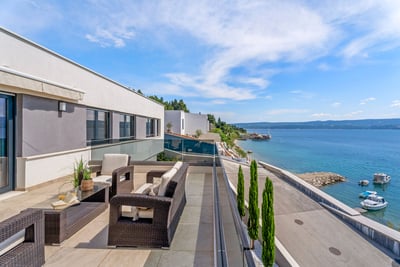 Luxury Villa Photo #14