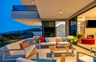 Luxury Villa Photo #13