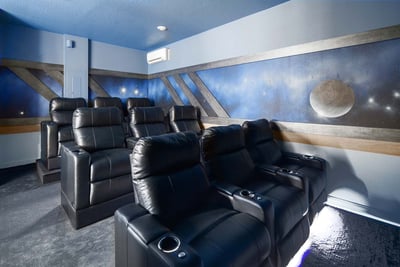 Luxury Villa Photo #23