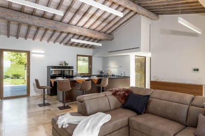 Luxury Villa Photo #13