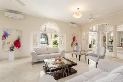 Luxury Villa Photo #16
