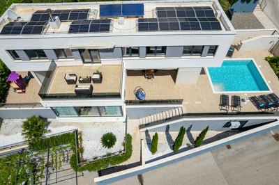 Luxury Villa Photo #58