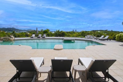 Luxury Villa Photo #9