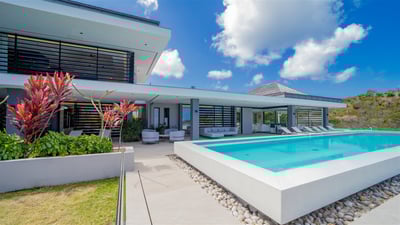 Luxury Villa Photo #5