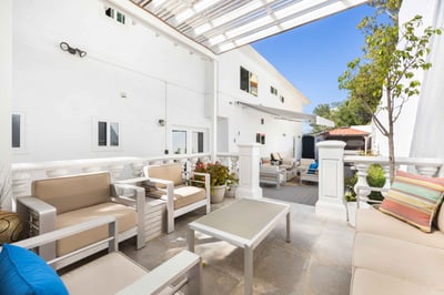 Luxury Villa Photo #6