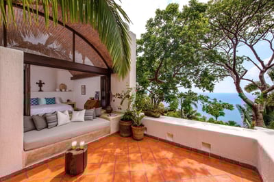 Luxury Villa Photo #20