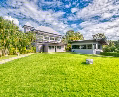 Luxury Villa Photo #41