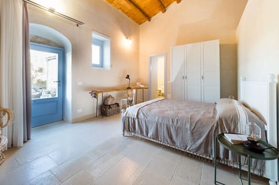 Luxury Villa Photo #47