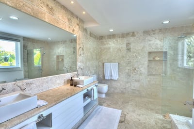 Luxury Villa Photo #39